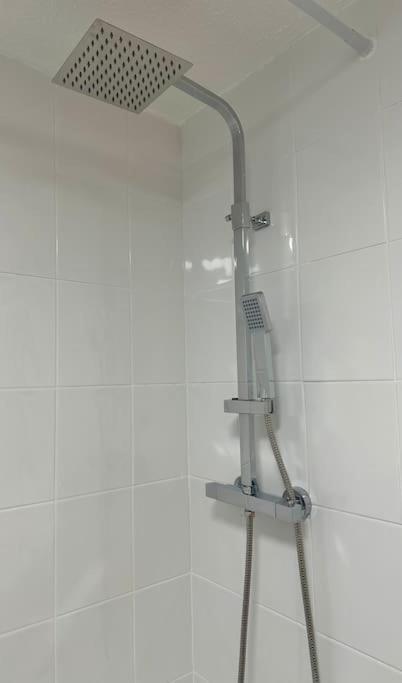 Stylish 2 Bedrooms Flat In A Quiet Cul-De-Sac Area, Near Sheffield City Centre With Free Parking Экстерьер фото